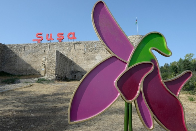 İlk 40 turist Şuşaya - YOLA DÜŞÜB