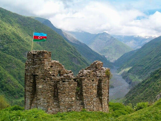 2025-ci ilə qədər Qarabağa 1 milyona yaxın turist səfər edə bilər