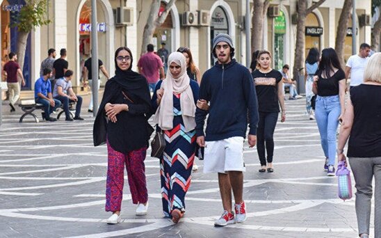 Azərbaycana BƏƏ-dən gələn turistlərin sayı 2 dəfədən çox artıb