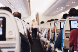 London-Kuala-Lumpur reysi ilə uçan təyyarə Bakıya təcili eniş etdi