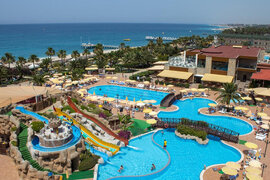 Fırıldaqçılar Türkiyədə hotellərdə pulsuz dincəlməyin yolunu tapıblar