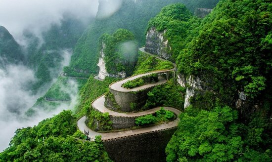 Hər kəsi heyrətləndirən Zhangjiajie mənzərəsi