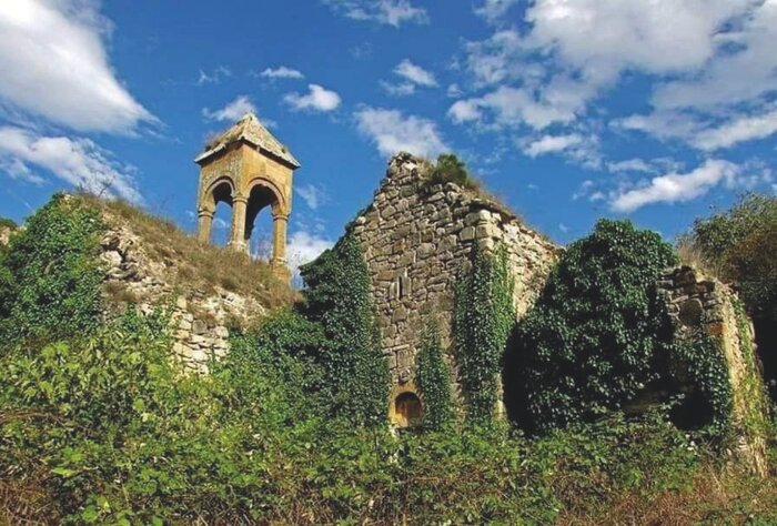 Oğuzda Gəzməli yerlər