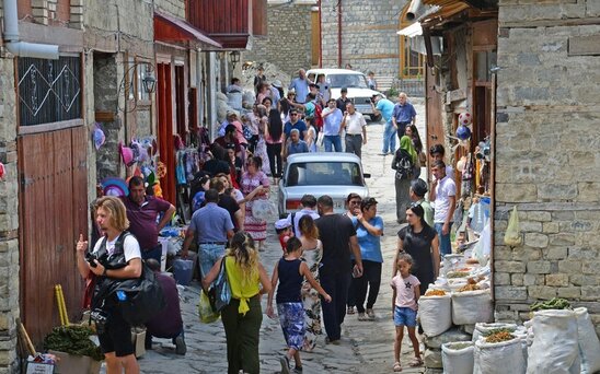Azərbaycana turist axınında 4 dəfədən çox azalma