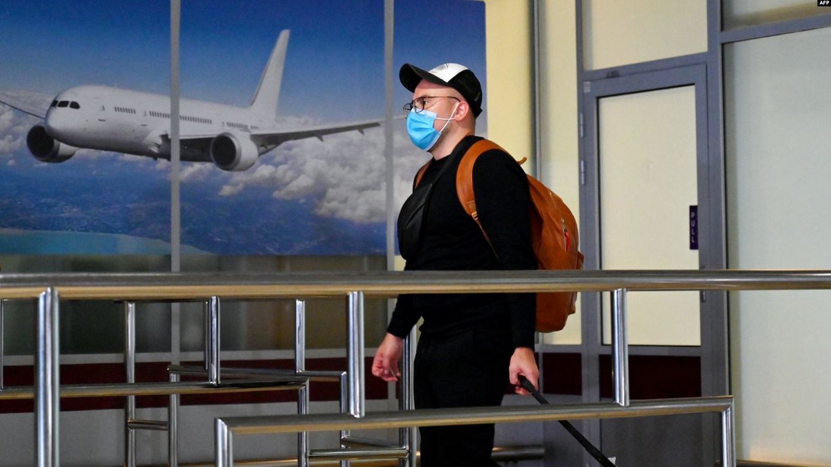 Ukrayna xarici vətəndaşlar üçün hava limanını açdı