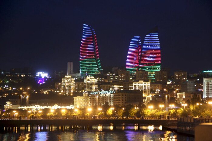 Bakıda Gəzməli yerlər