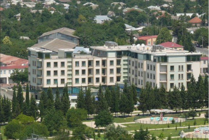 Azərbaycanda 9 milyon manata hotel satılır - FOTOLAR