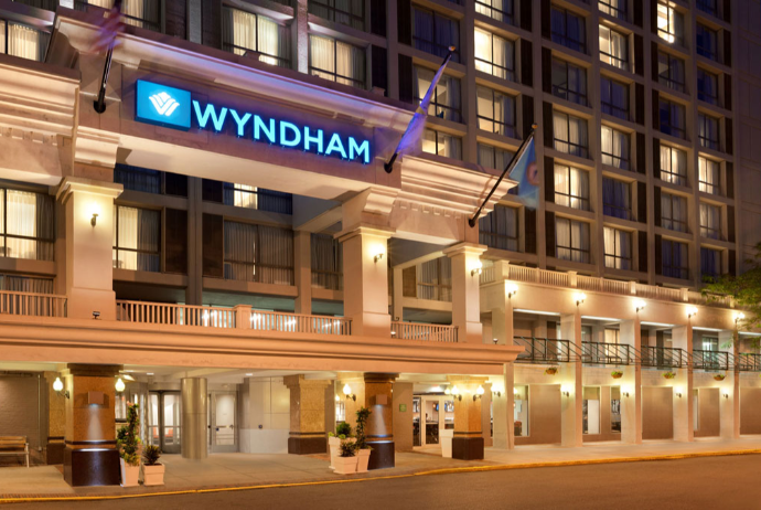 Radisson-ın sahibi Wyndham Hotels-i alır