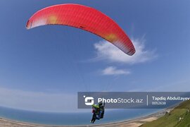 Paraşütlə səyahətlər turistlərin marağında: Bəs təhlükəsizlik? - ARAŞDIRMA + FOTO