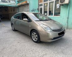 Toyota Prius rent