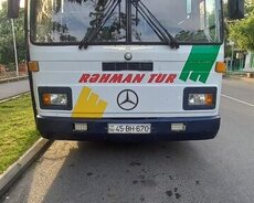 Mercedes-Benz O303