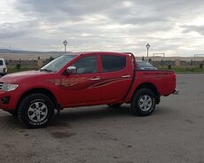 Mitsubishi pikap