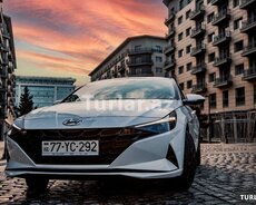 Hyundai Elantra 2023 года выпуска